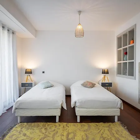 Chauvain Apartment *